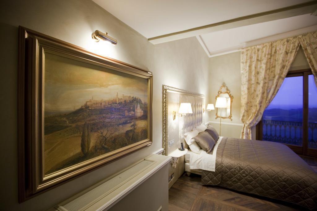 Palazzo Carletti Bed & Breakfast Montepulciano Bagian luar foto